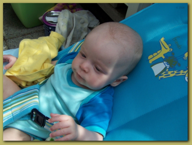 599x448 pixels (183K)